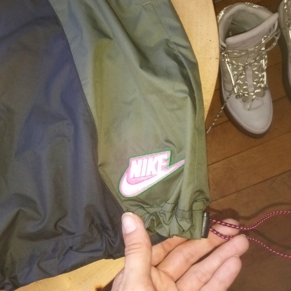 Nike drawstring skirt - Picture 3 of 10